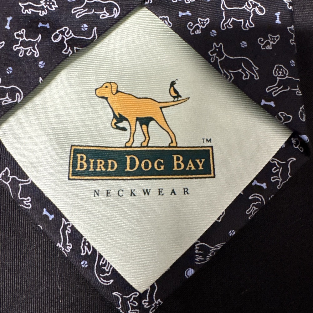 Bird Dog Bay Men's Silk Tie Dog Park Navy and Light Blue Lots of Breeds EUC - Picture 3 of 5